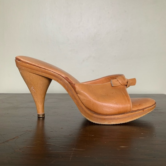 Ricki Shoes - Vintage Leather Knot Sandal